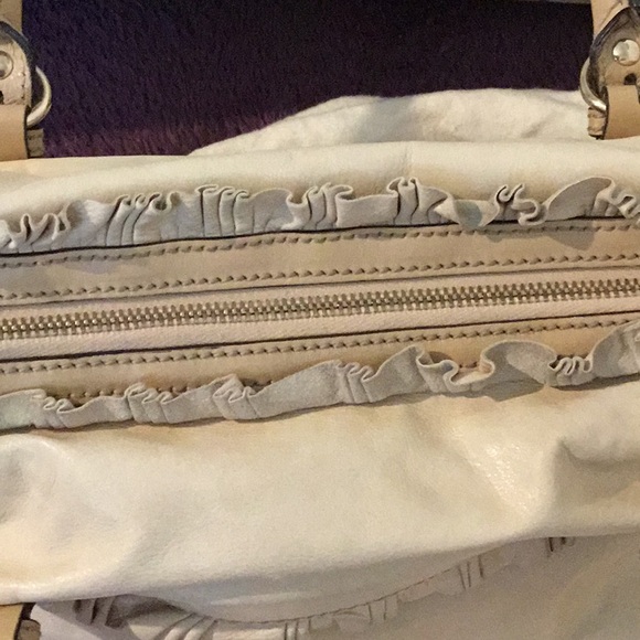 Authentic Gucci Lamb Skin Nude Leather Ruffel Sabrina Satchel-189848002058 - Picture 7 of 16